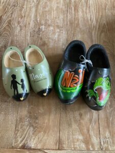 Klompjes fantasie en in stijl geboortekaartje